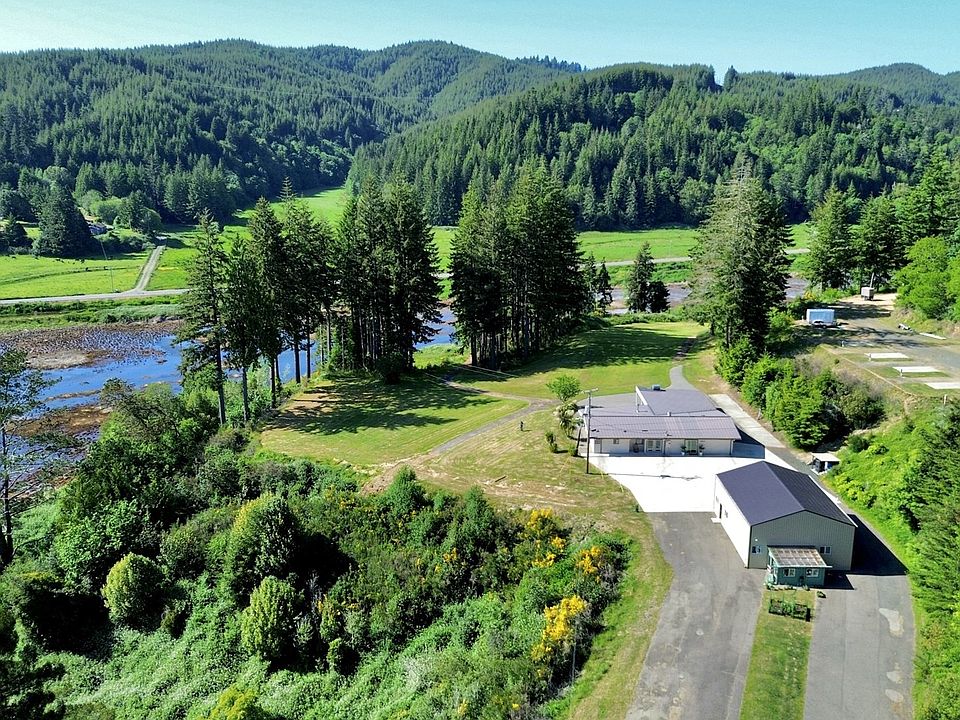 1st image of 94475 Golf Course Ln