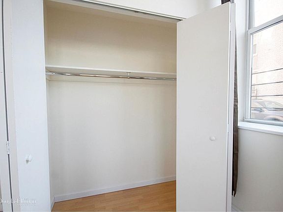 5th image of 2737 27th St APT 1D
