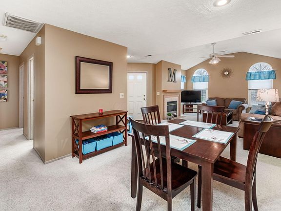 4th image of 3827 Mill Stream Dr #20
