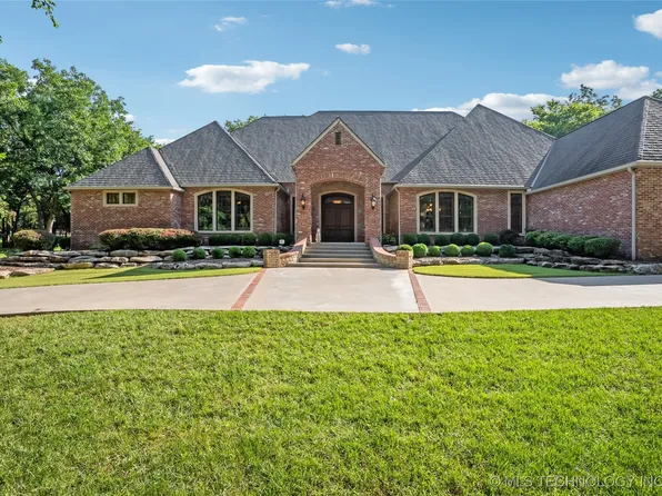 19837 E Woodhaven Rd, Owasso, OK 74055