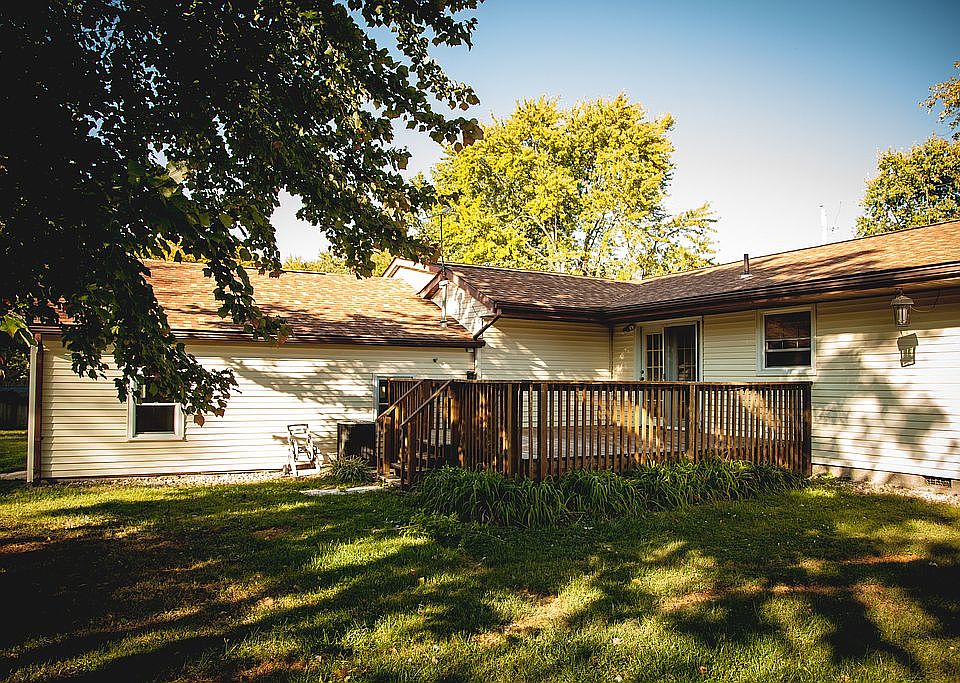 265 Lindenwood Dr, East Alton, IL 62024 Zillow