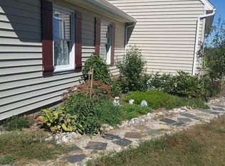 145 Loon Meadow Dr, Norfolk, CT 06058