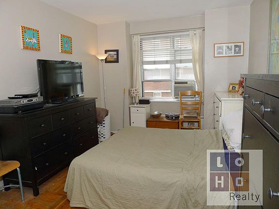 5th image of 457 Franklin D Roosevelt Dr APT A906