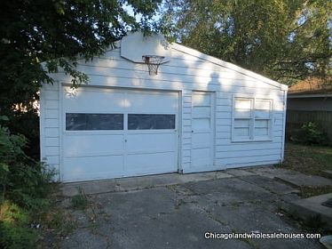 2nd image of 125 Kenwood Dr