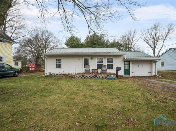449 Monroe St, Delta, OH 43515