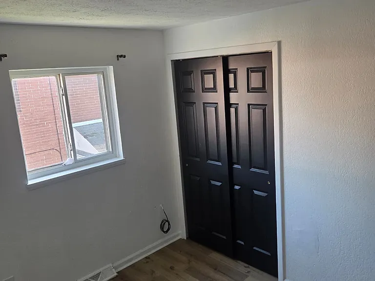 23823 Banbury Cir #1 — Photo 8