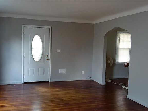 3rd image of 4116 Berwick Ave