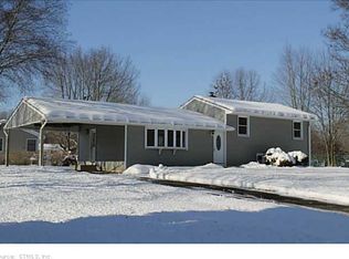 1 Birch Dr, Wallingford, CT 06492