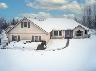 2106 Scenic Hill Trl, Richfield, WI 53076