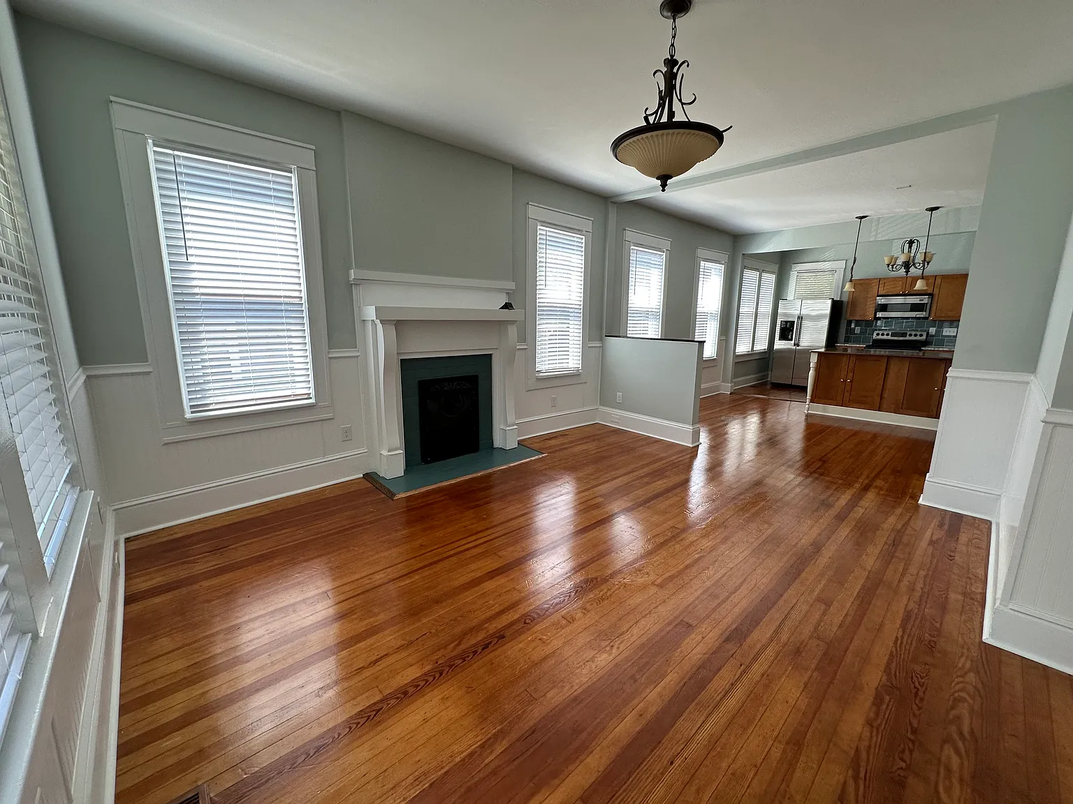 520 S Church St — Photo 2
