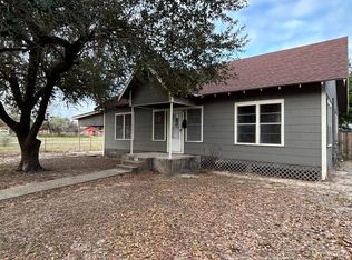 810 S Terrell St, Falfurrias, TX 78355