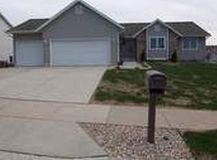 113 E School Rd, Cottage Grove, WI 53527