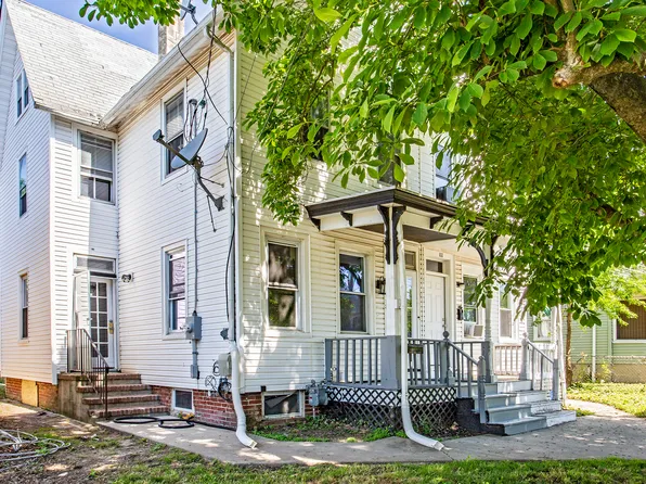 113 8th St, Salem, NJ 08079