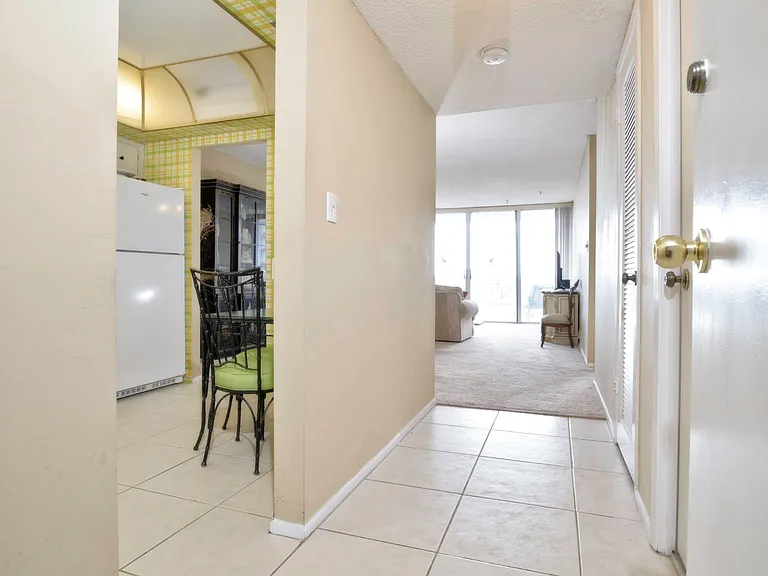 18081 Biscayne Blvd #403 — Photo 20