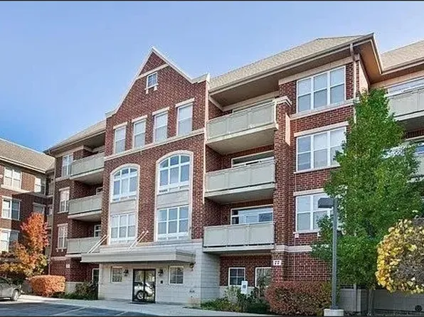 77 N Quentin Rd Unit 202, Palatine, IL 60067