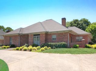 2805 Bordeaux Blvd, Cumming, GA 30041