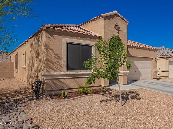 4th image of 2247 N Sabino Lane