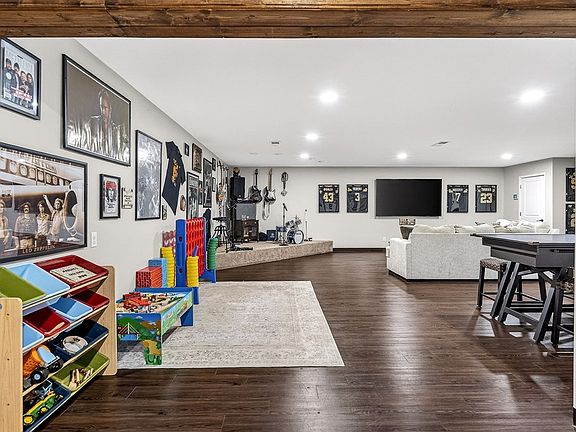 47th image of 3001 Tulip Ln