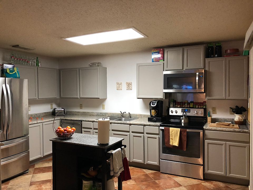 1st image of 12531 Persimmon Fall