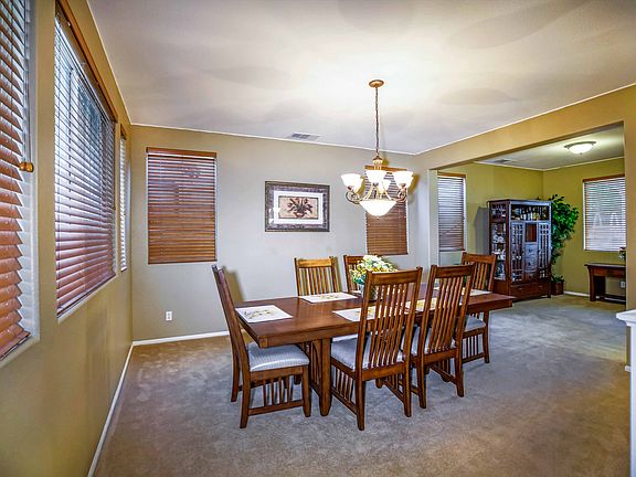4th image of 44235 Honeybee Ln