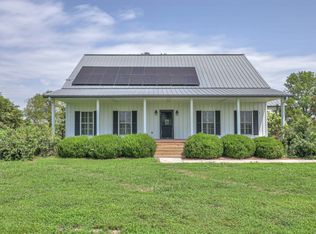 114 Dixon Rd, Shelbyville, TN 37160