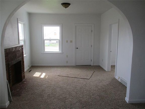 5th image of 419 N Crook Ave