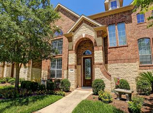 9126 Sunlight Oak Ln, Houston, TX 77070