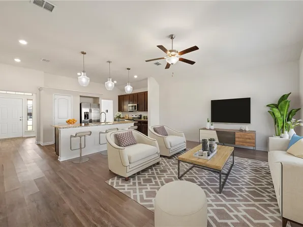 904 McCandles Rd, Waco, TX 76705