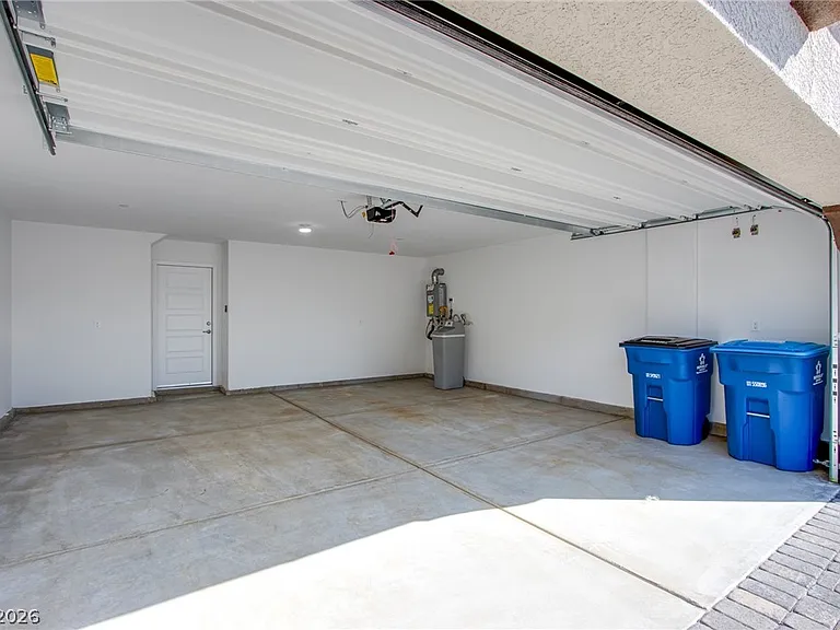 843 Watford Pl — Photo 30