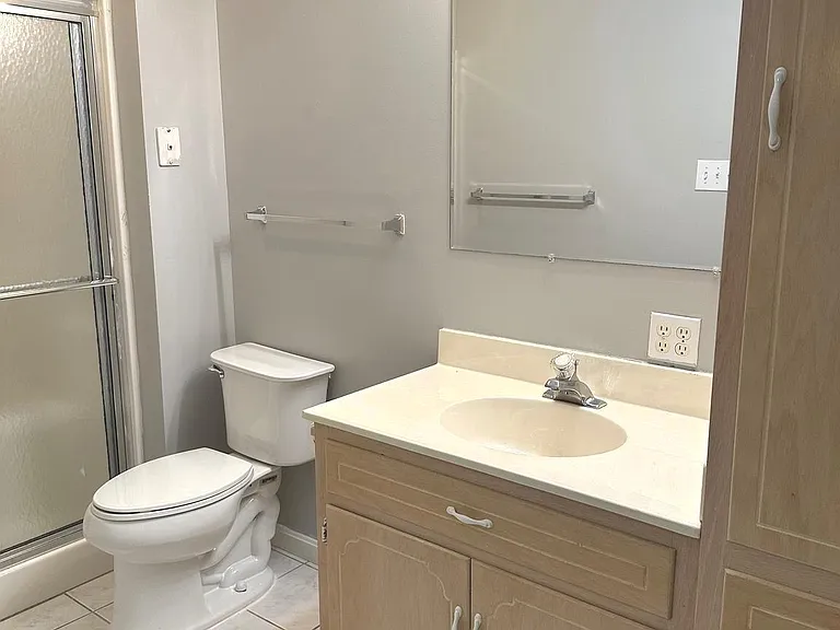 364 Phoenix Dr — Photo 17