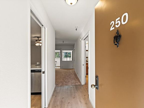4th image of 451 Alberto Way Unit D250