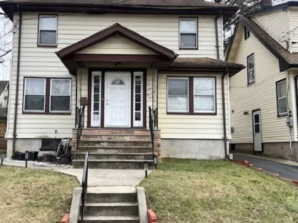 138 Oakland Ter, Newark City, NJ 07106