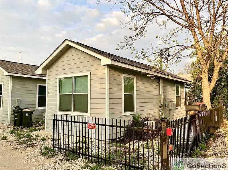 1st image of 653 Delgado St #4