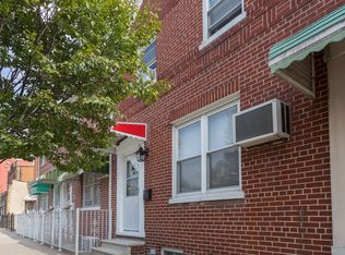 4117 Newtown Rd, Long Island City, NY 11103