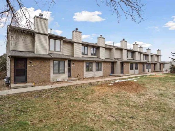 984 W Side Dr, Iowa City, IA 52246