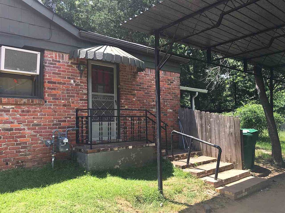 2nd image of 306 Lucas St