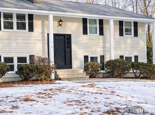 10 Winterberry Circle, Westbrook, CT 06498