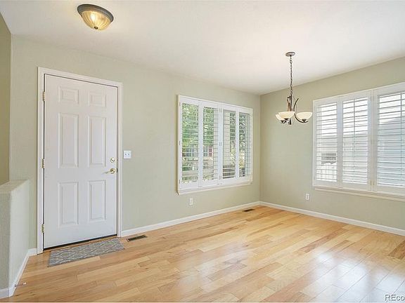 5th image of 5015 Pasadena Way