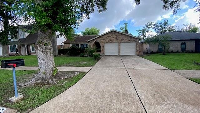 1st image of 16447 Brookford Dr