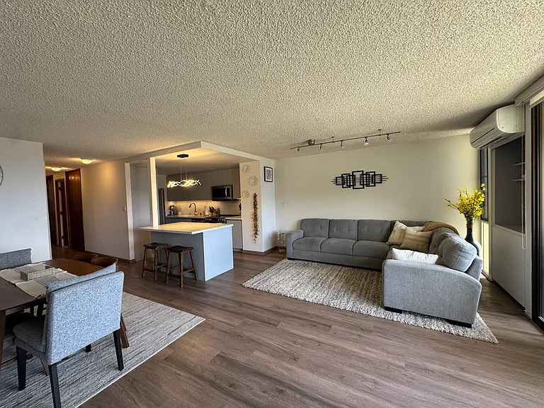 6750 Hawaii Kai Dr #906 — Photo 1