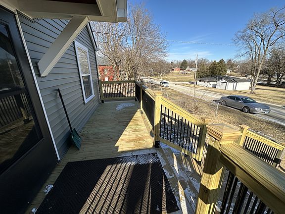 4th image of 607 S Day Ave