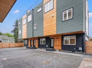 929 N 92nd St #C, Seattle, WA 98103