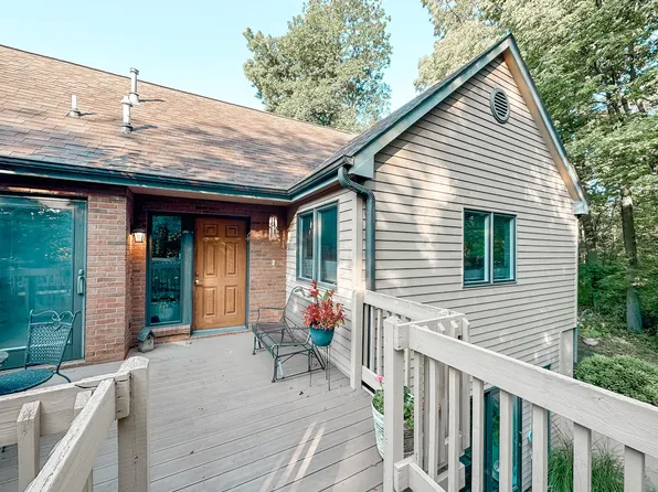 2229 Hamilton Dr, Ames, IA 50014