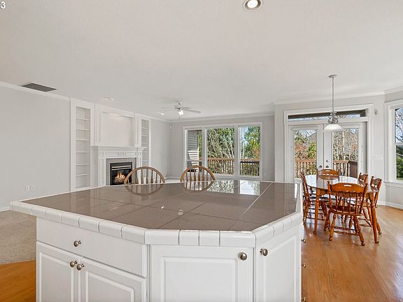 4th image of 5112 NW 140th St