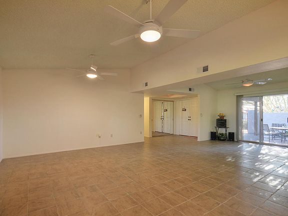 4th image of 1556 Leisure World