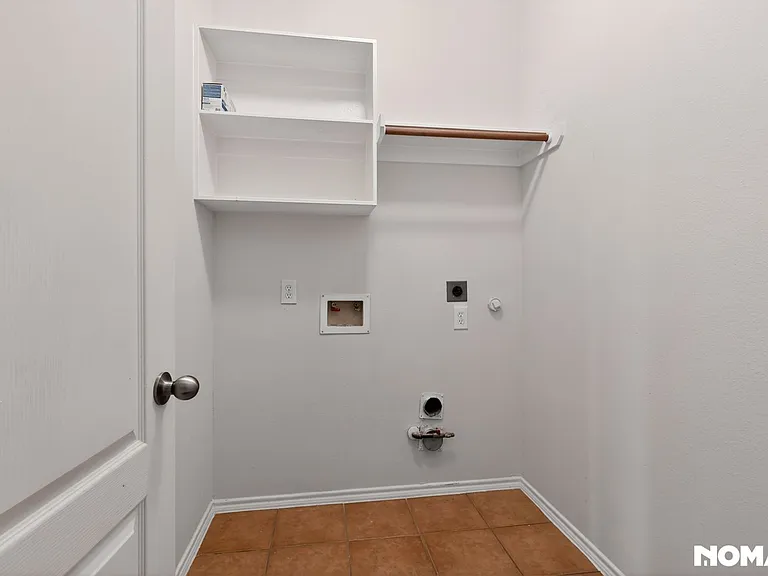 3610 Kale St — Photo 17