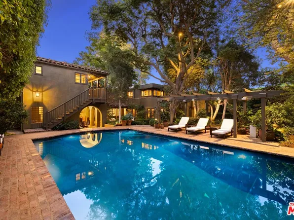 159 N Cliffwood Ave, Los Angeles, CA 90049