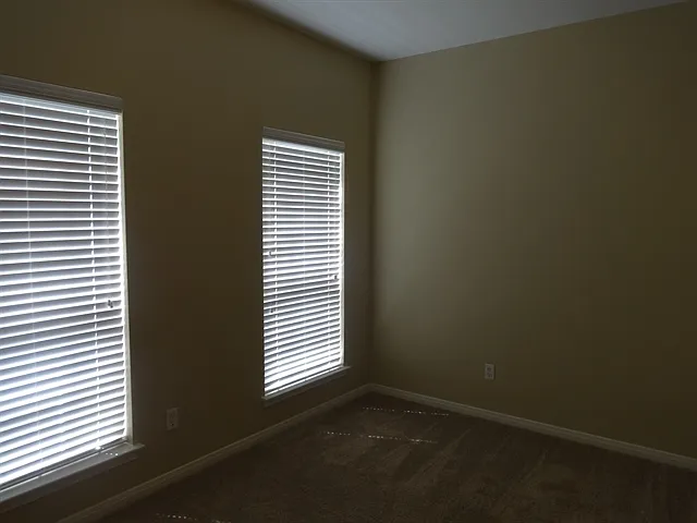 5211 Sherilynn Dr — Photo 5