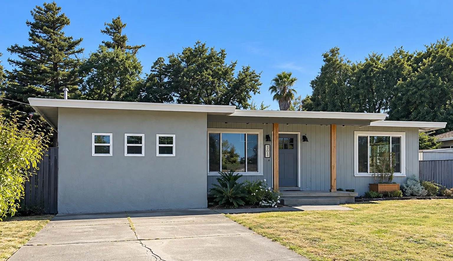 5350 Alonzo Rd — Photo 1