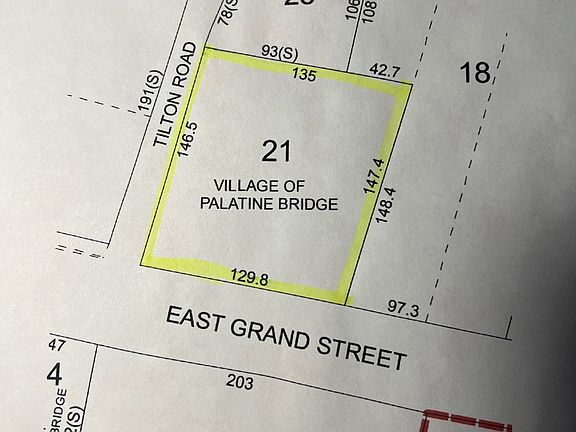 3rd image of 15 E Grand St
